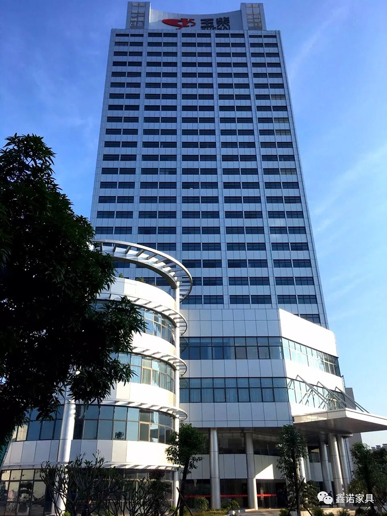 鑫諾案例|現代簡約的玉柴機器辦公空間